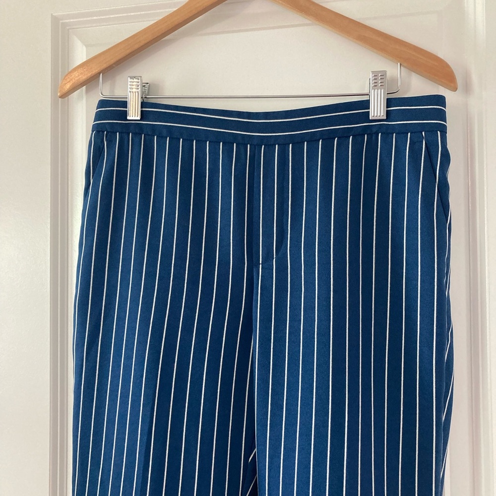 Banana Republic Factory 8 Petite Blue and White Cropped Pinstripe Pants - Picture 2 of 10